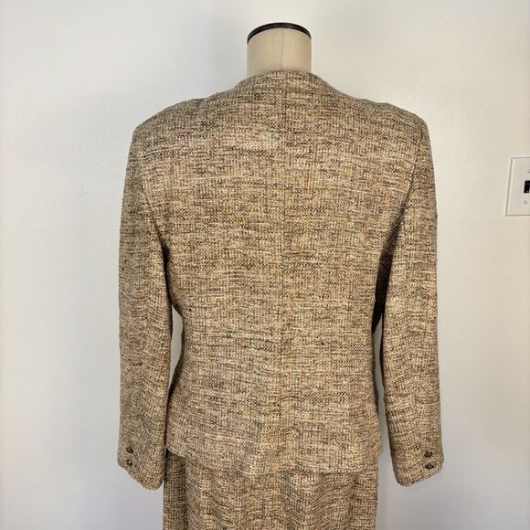 VTG Textured Two Piece Skirt Suit Set Beige Tan Career Work Wear Old Money - Picture 8 of 12